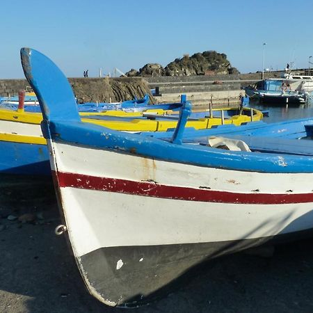 Sea Breeze Acitrezza Apartment Aci Castello Ngoại thất bức ảnh